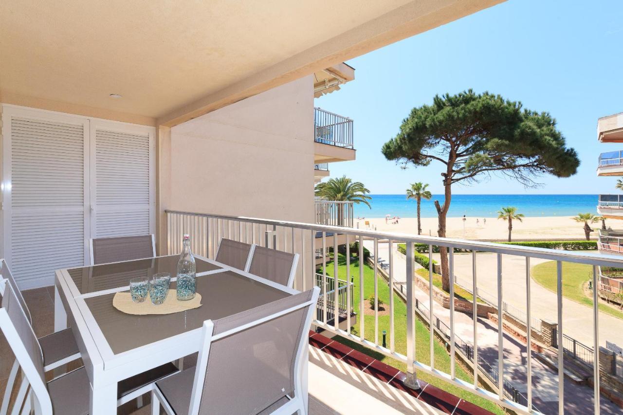 Uhc Dms Family Apartments Cambrils Kültér fotó