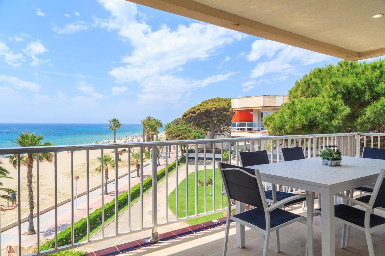 Uhc Dms Family Apartments Cambrils Kültér fotó