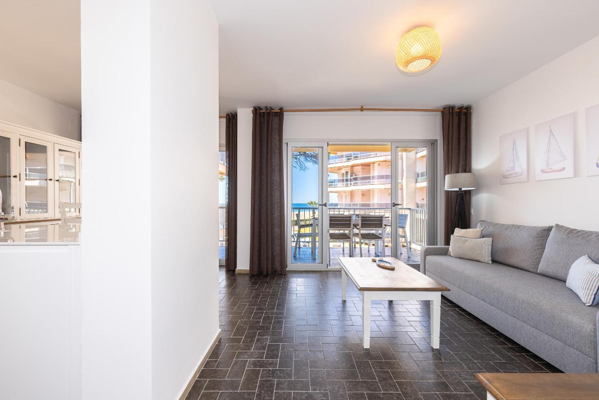 Uhc Dms Family Apartments Cambrils Kültér fotó