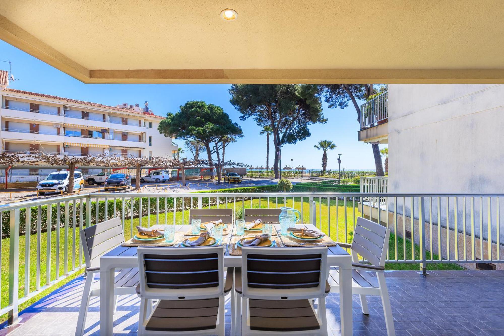 Uhc Dms Family Apartments Cambrils Kültér fotó