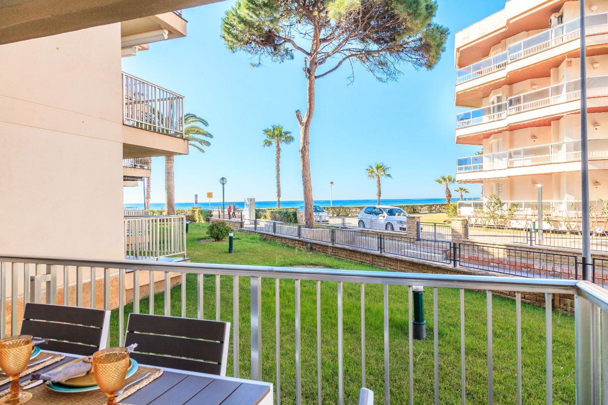 Uhc Dms Family Apartments Cambrils Szoba fotó