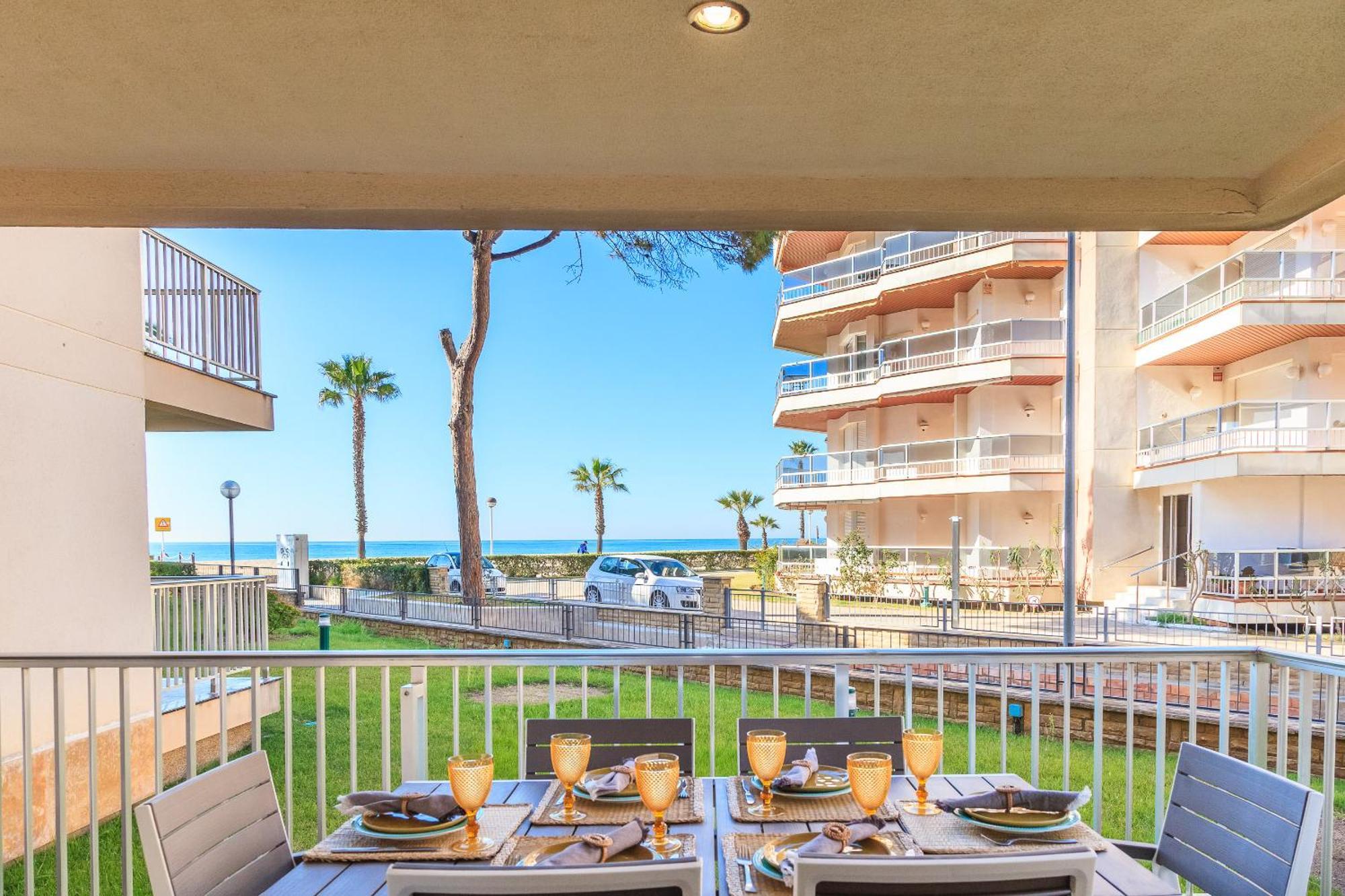 Uhc Dms Family Apartments Cambrils Szoba fotó